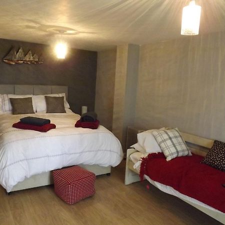 The Swallows Guest House New Quay  Eksteriør bilde